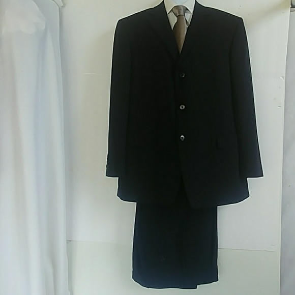 Oscar de la Renta Other - Oscar Dr La Renta Men's 2Pc. Suit